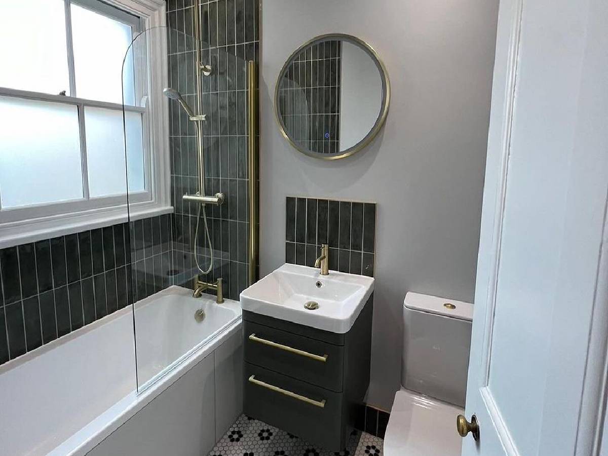 Gas safe plumbers in Theydon Bois and Essex. Gas safe plumbers in Theydon Bois and Essex.